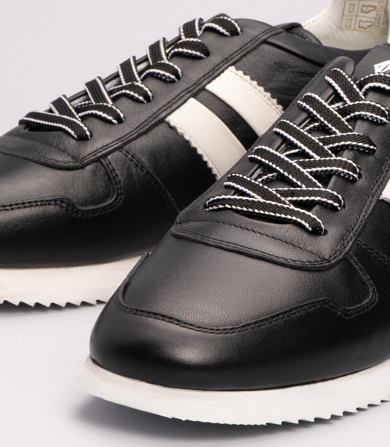 19531 Erkek Deri Çizgi Detaylı Sneakers SİYAH