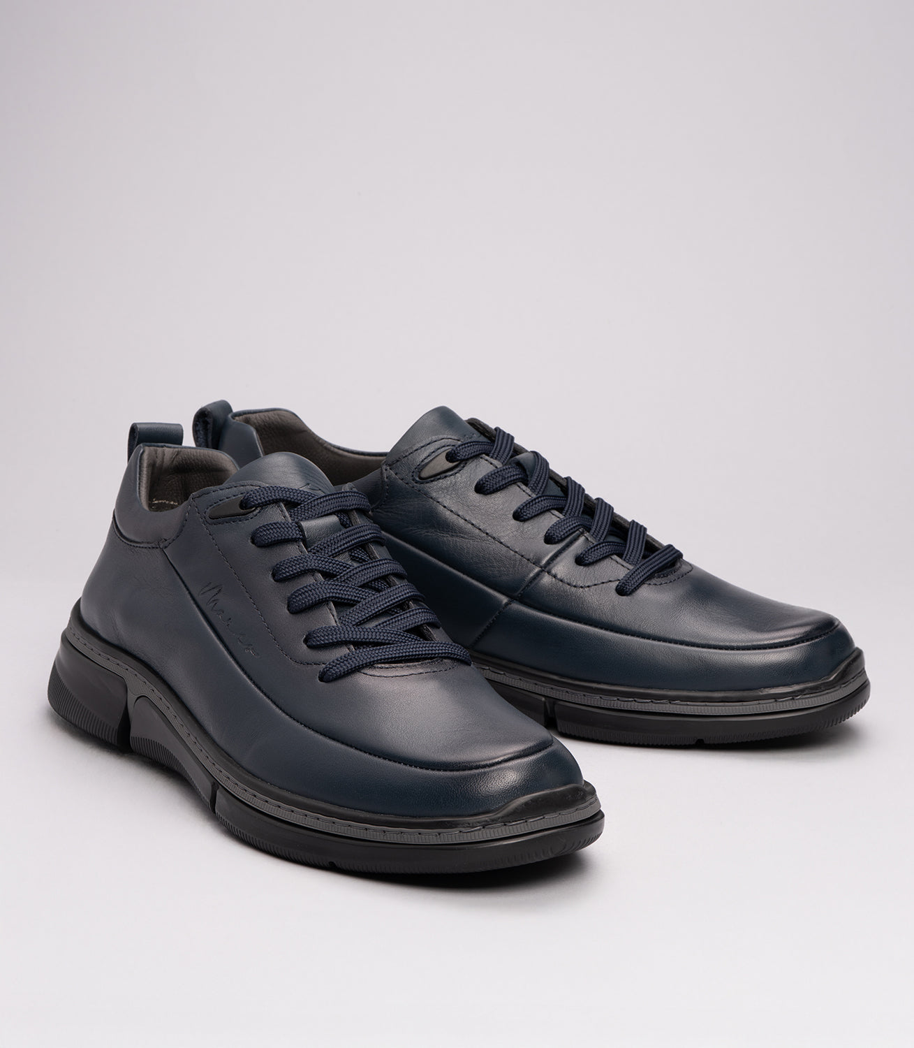 21115 Erkek Hafif Taban Deri Sneaker LACİVERT