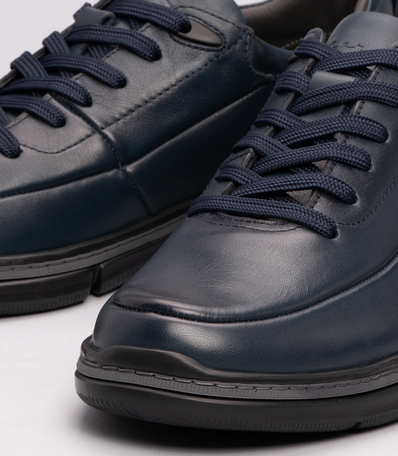 21115 Erkek Hafif Taban Deri Sneaker LACİVERT