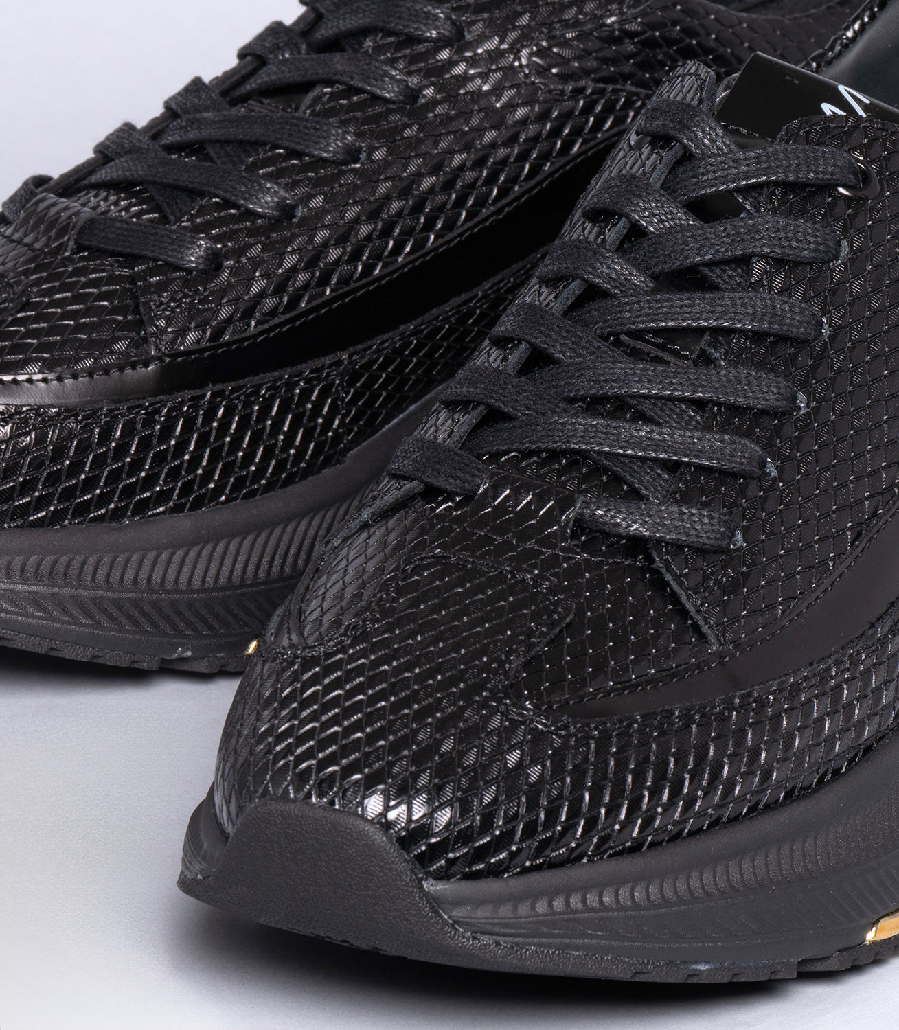 22449 Erkek Deri Altın Detaylı Sneaker SİYAH