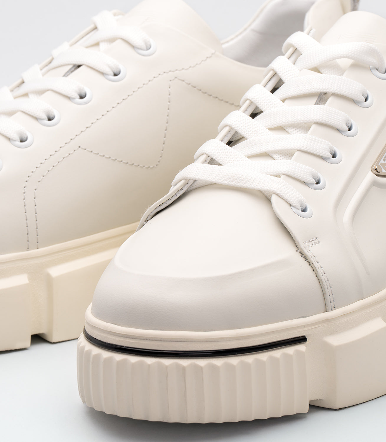 Erkek Kalın Tabanlı Deri Sneaker Beyaz